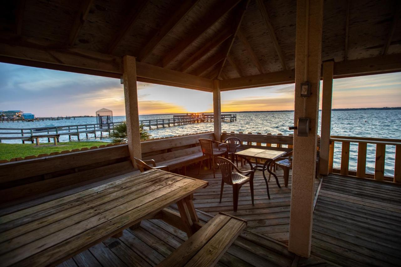 Seashell Escape Apartment Navarre Bagian luar foto